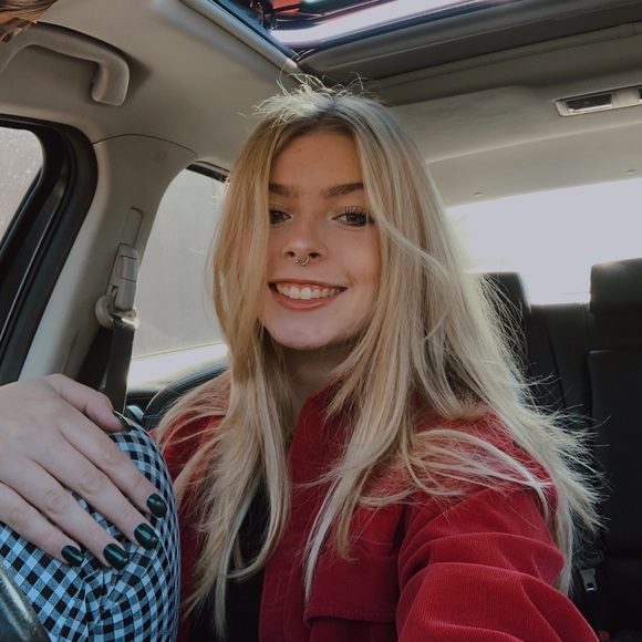 Meet your Posher, Sydney - Picture 3 of 4